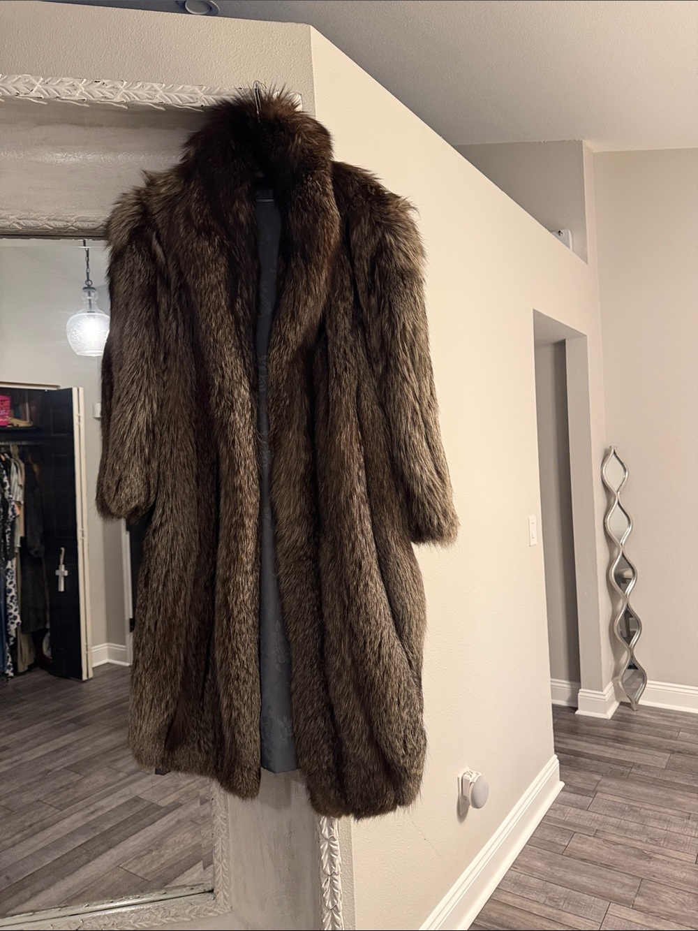 Luxurious  Silver FoxFull-Length Fur Coat - Classic Women's Outerwear